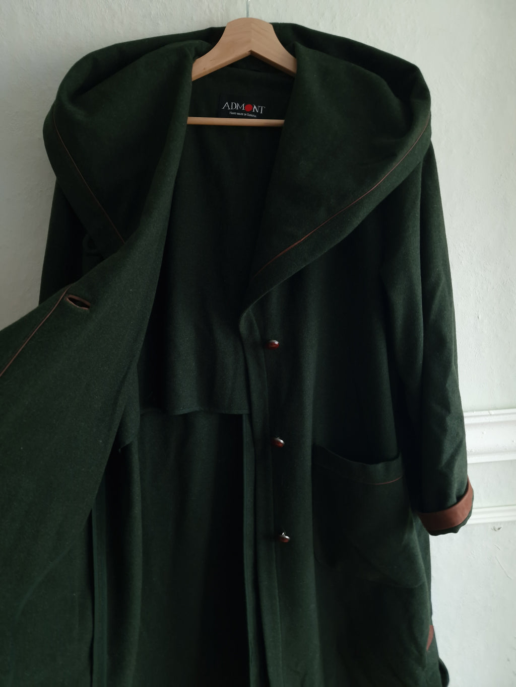 Oversized wool coat (100% wool)