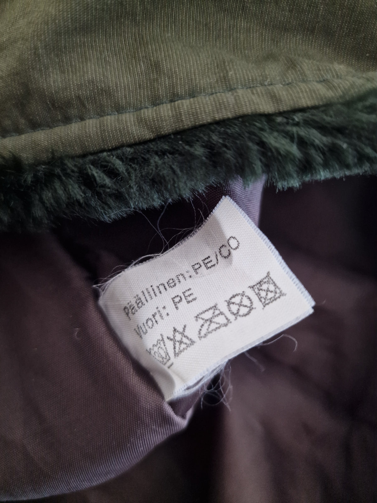 Vintage oversized coat in olive green with an expansive faux-fur shawl collar