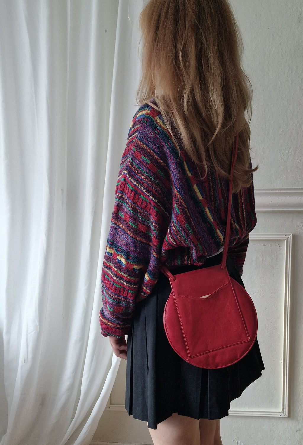 Vintage leather bag in red