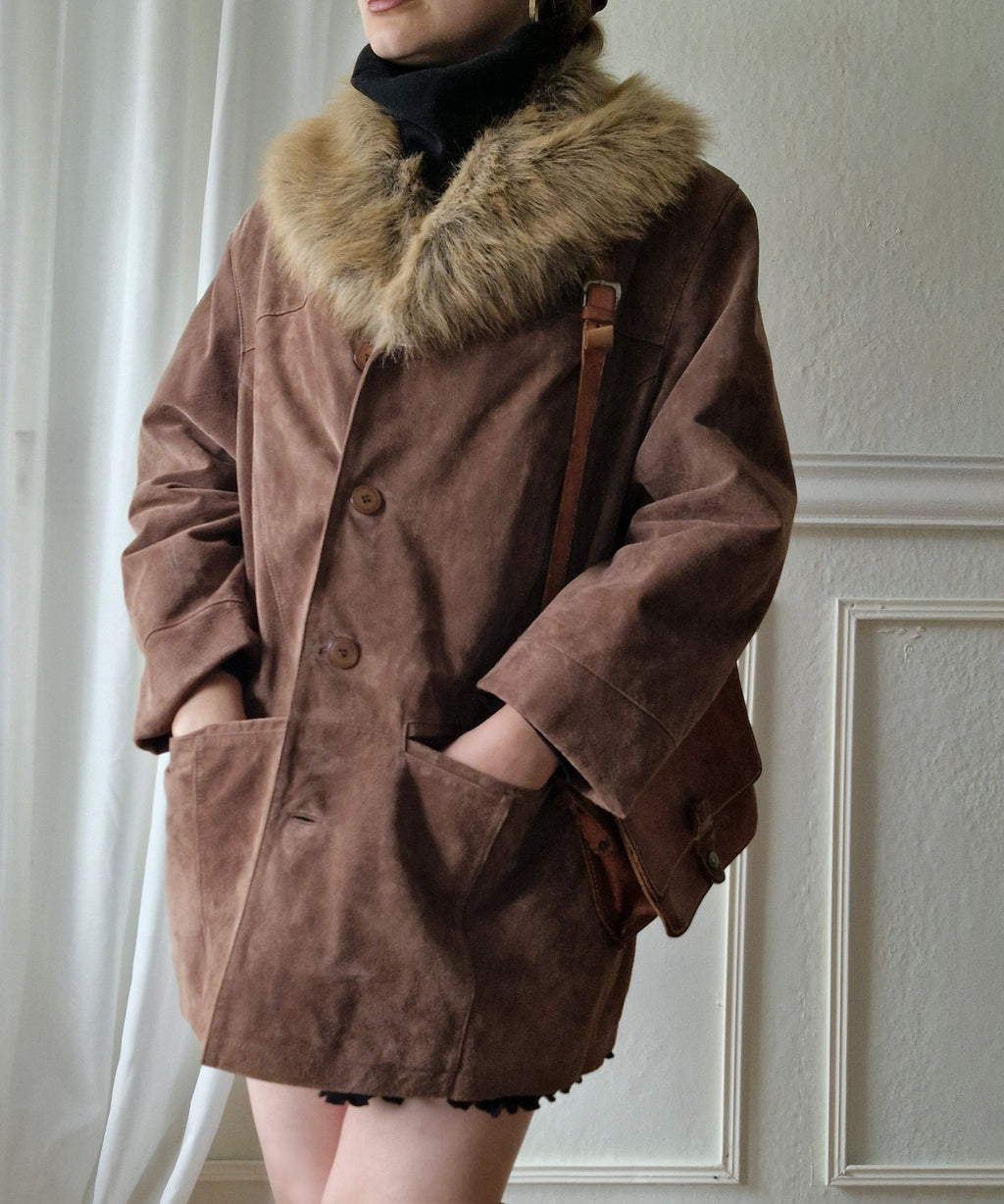 Vintage suede coat with fur collar