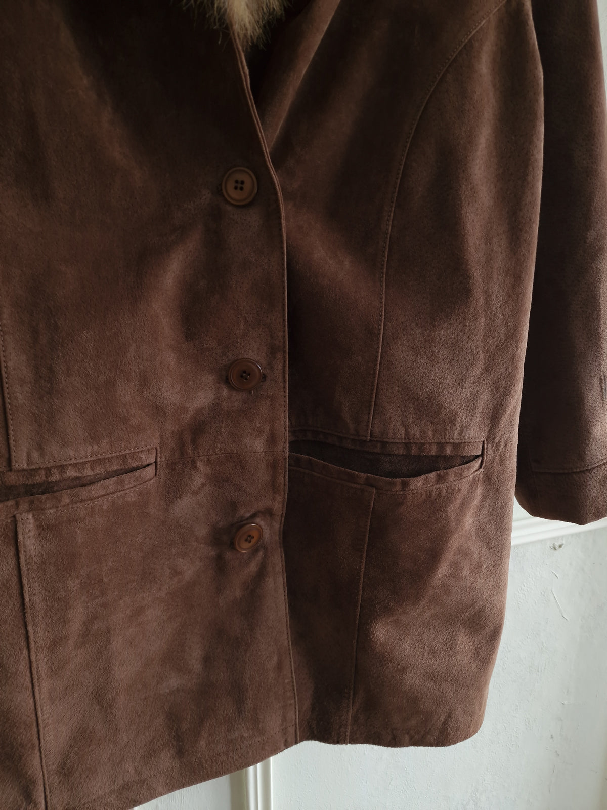 Vintage suede coat with fur collar