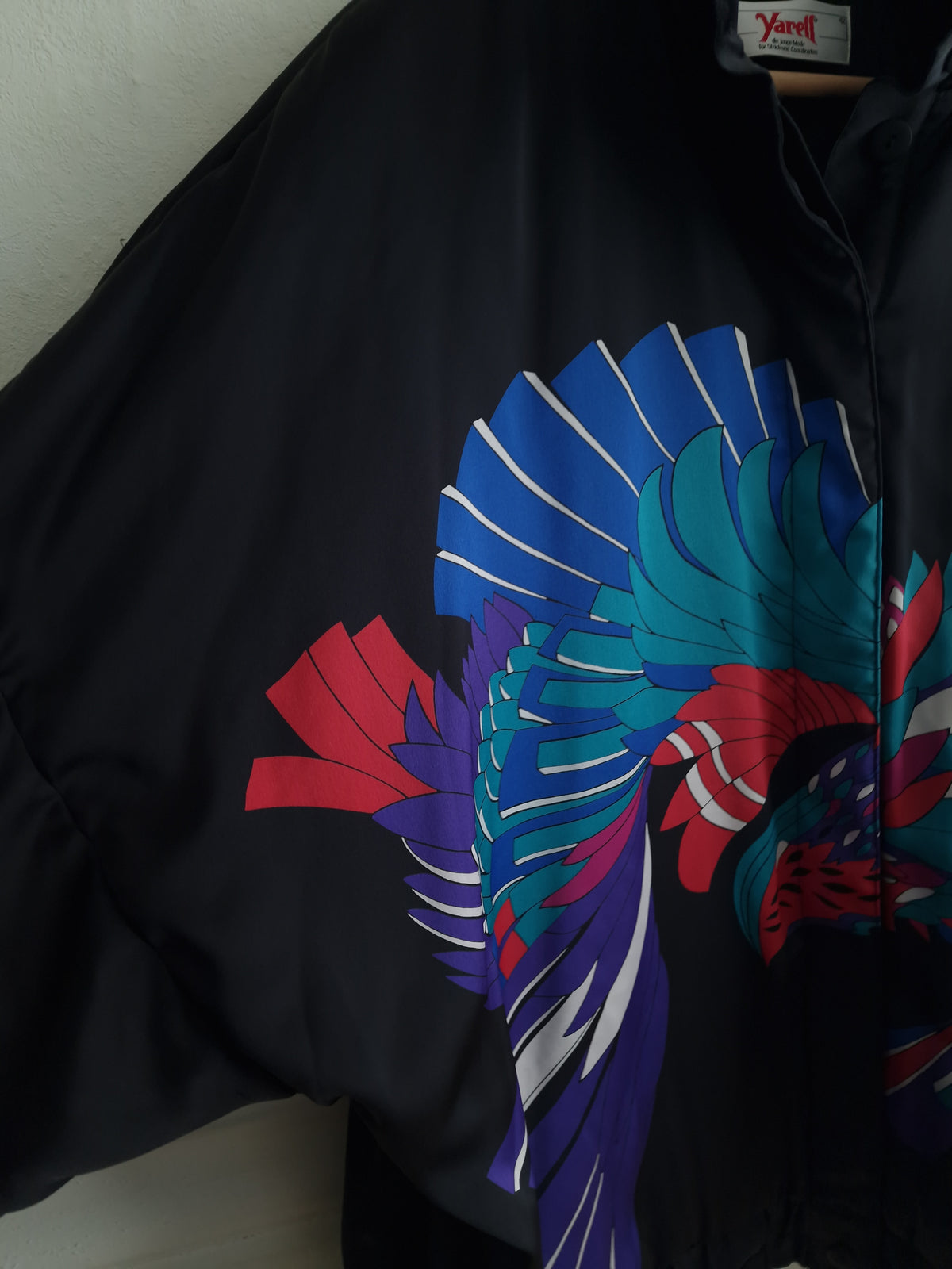 Vintage blouson with bird print