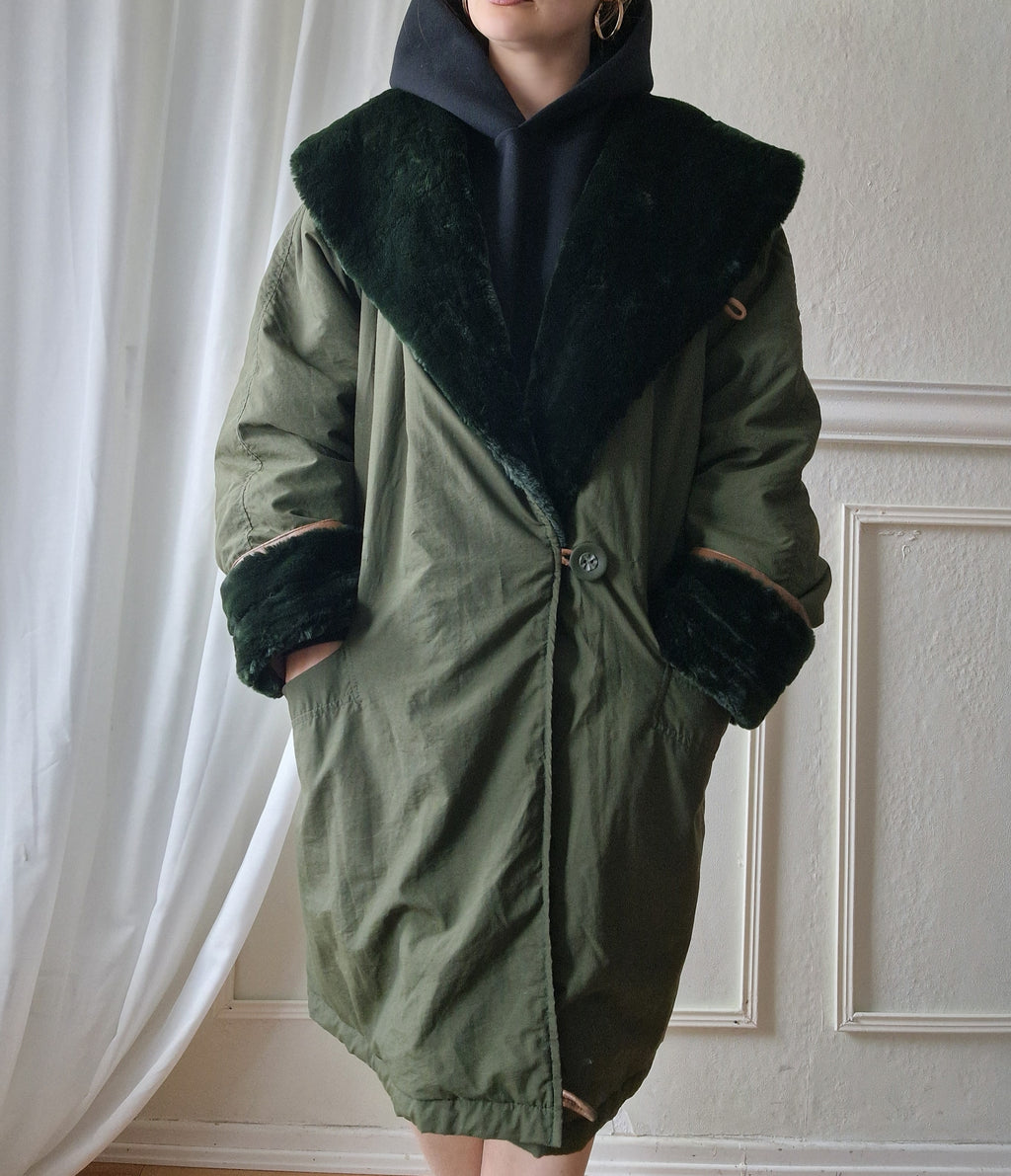 Vintage oversized coat in olive green with an expansive faux-fur shawl collar